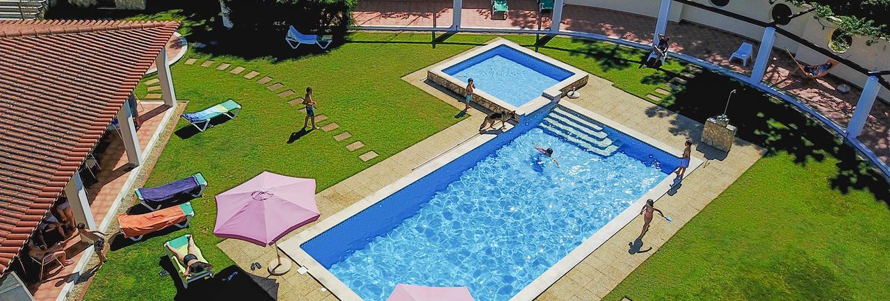 Quinta Dos Amarelos No Meco Casa de hóspedes *
